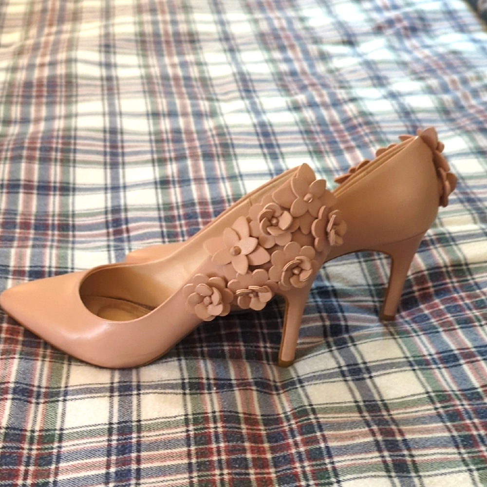 Floral Embellished Pink Heels